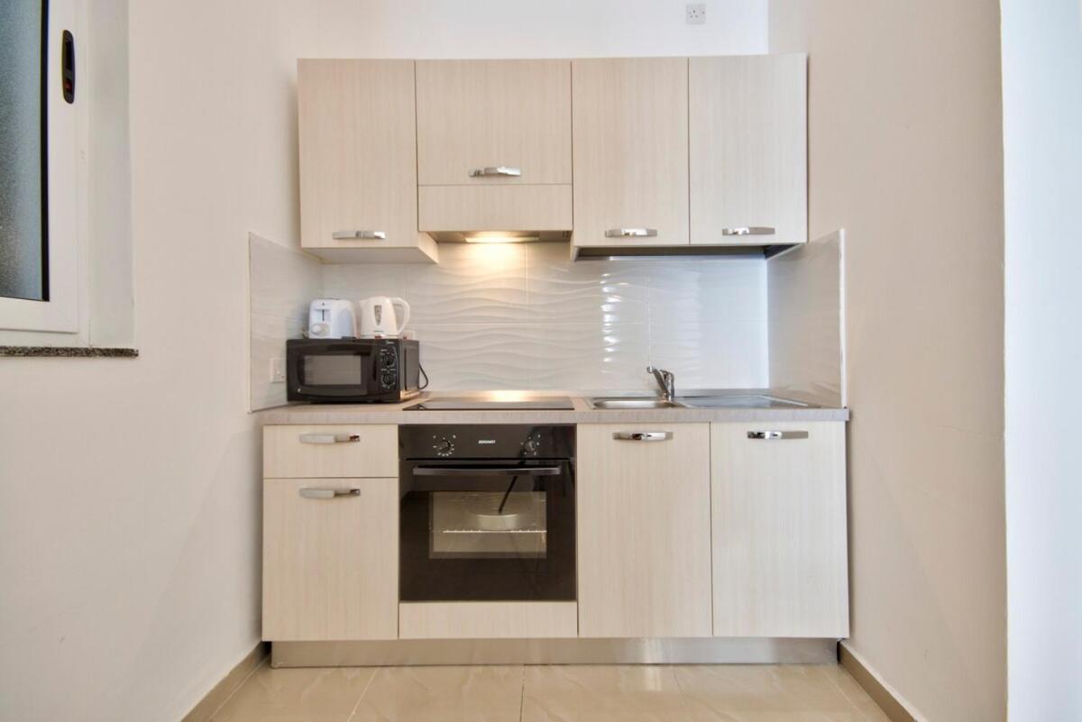 Urbanstays - Gzira 1 Bedroom Apartments By Shortletsmalta Zewnętrze zdjęcie